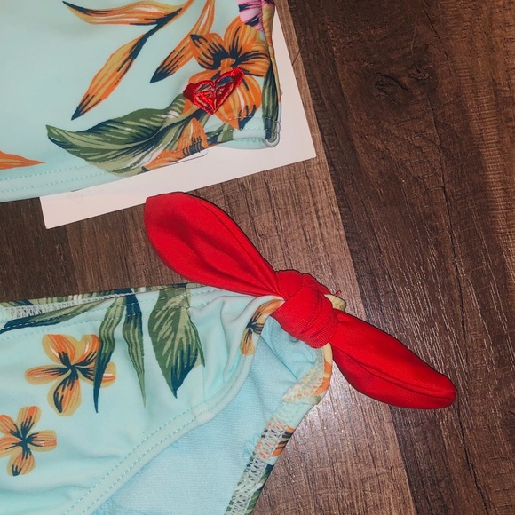 NWT Disney’s The Little Mermaid Bikini - Picture 3 of 8